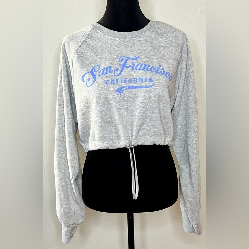 Bershka Gray cropped San Francisco long sleeve sweatshirt. Size Medium Large EUC - Picture 2 of 7